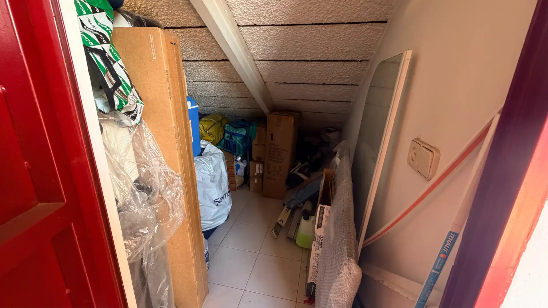Wohnung zum Verkauf in Madrid mit Klimaanlage, Heizung und Privatgarten