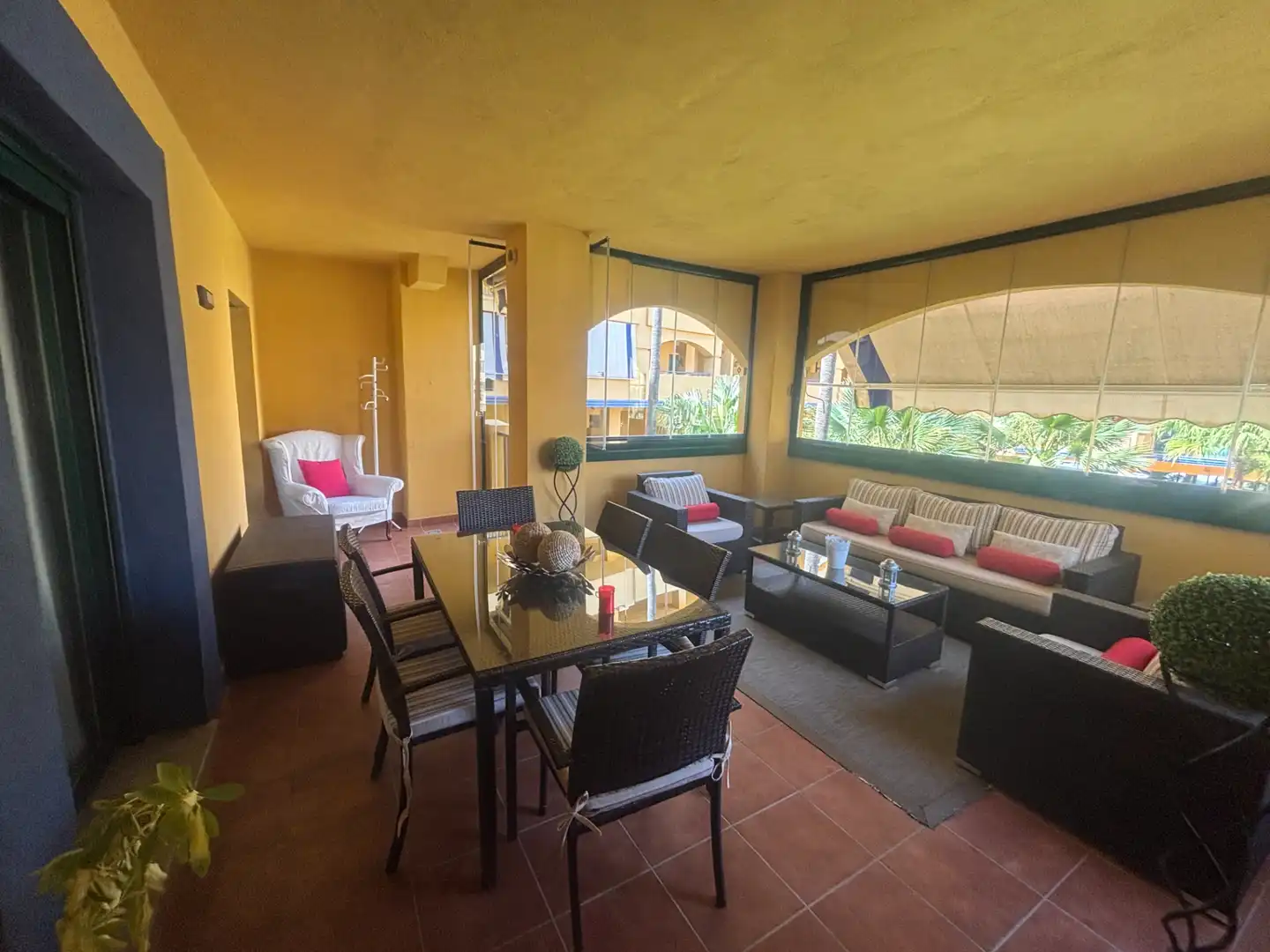 Terraza de Piso en venta en Marbella con Aire acondicionado, Terraza y Amueblado