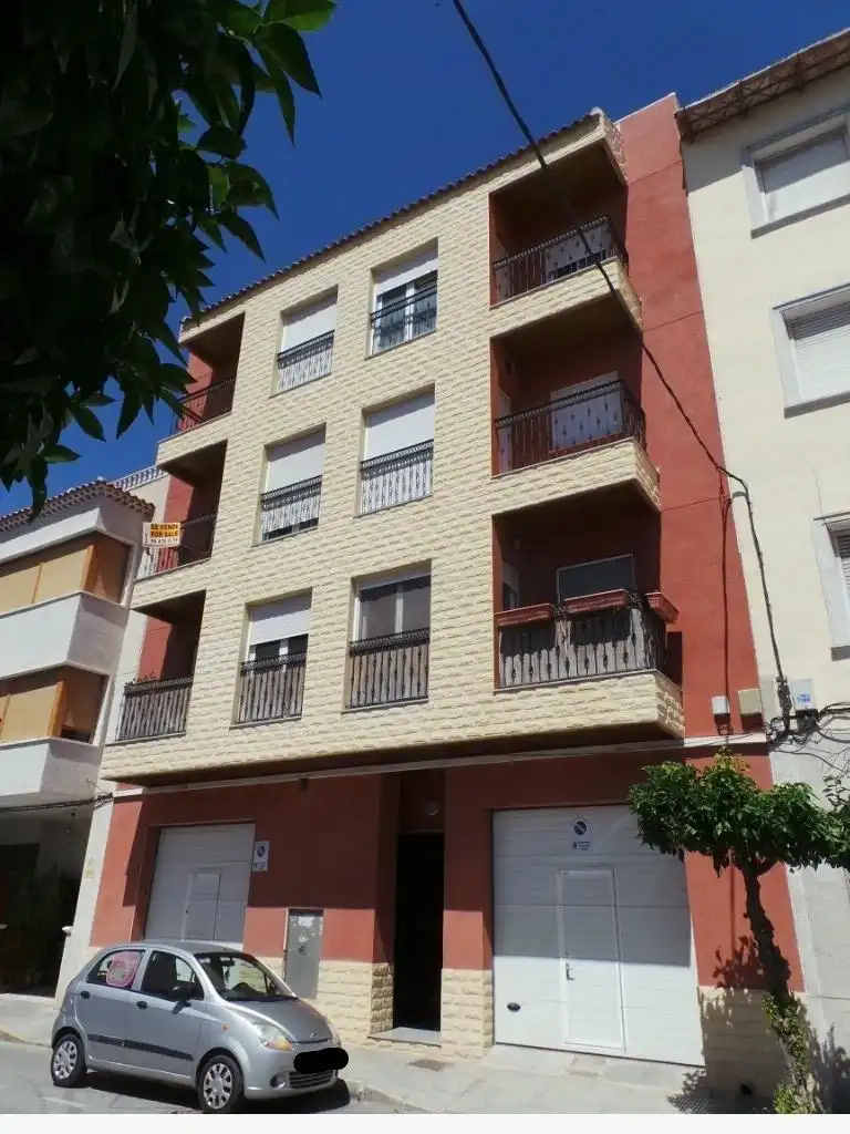 Flat with terrace for sale in Almoradí