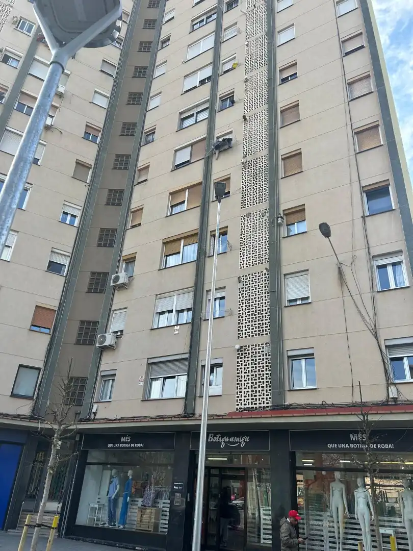 Piso con ascensor en venta en Avinguda de la República Argentina 50, imagen 2