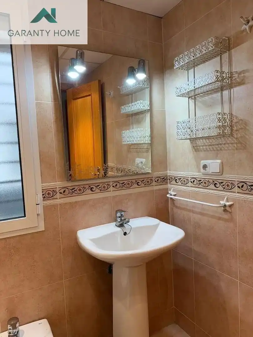 Baño de Piso en venta en Málaga con Aire acondicionado, Trastero y Amueblado