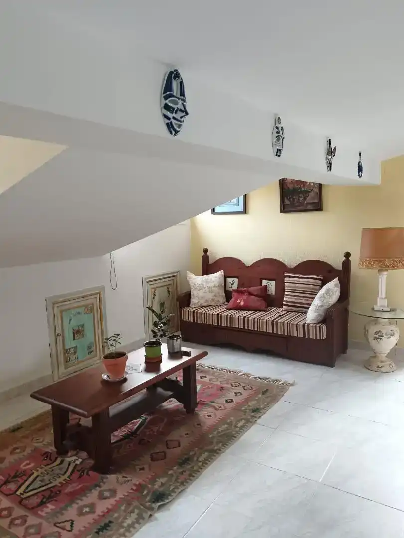 Wohnzimmer von Wohnung zur Miete in Catoira mit Privatgarten, Parkett und Möbliert