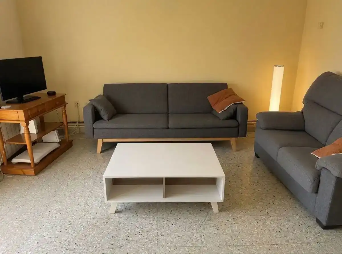 Sala de estar de Piso de alquiler en Valderrobres con Aire acondicionado, Trastero y Amueblado