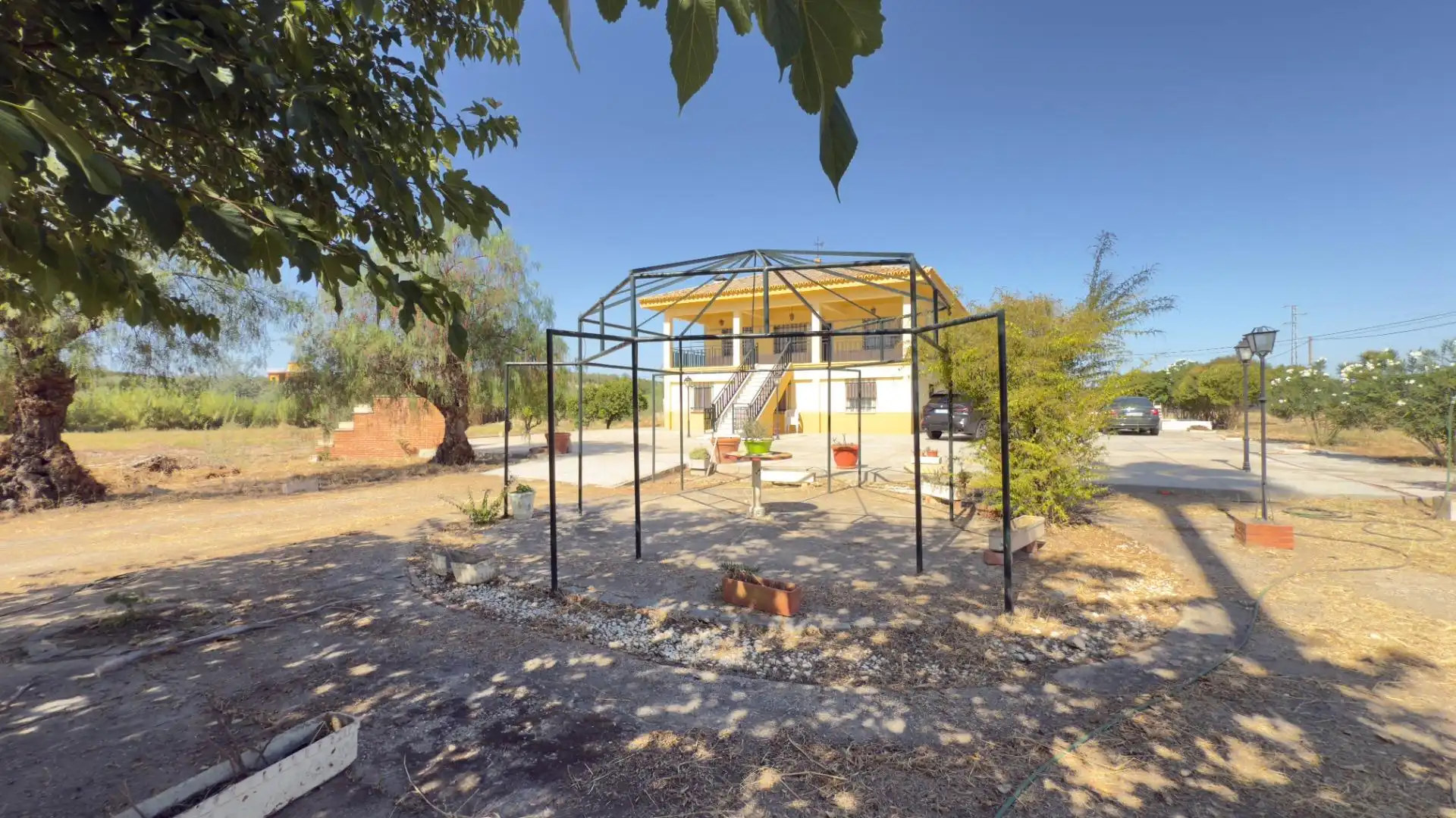 Vista exterior de Finca rústica en venda en Gibraleón amb Aire condicionat, Jardí privat i Terrassa