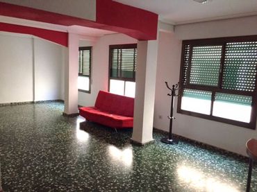 Bajo con ascensor en venta en Centro