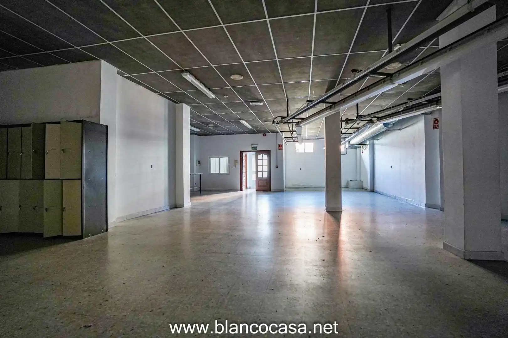 Gewerbefläche zur Miete in Carballo, imagen 11