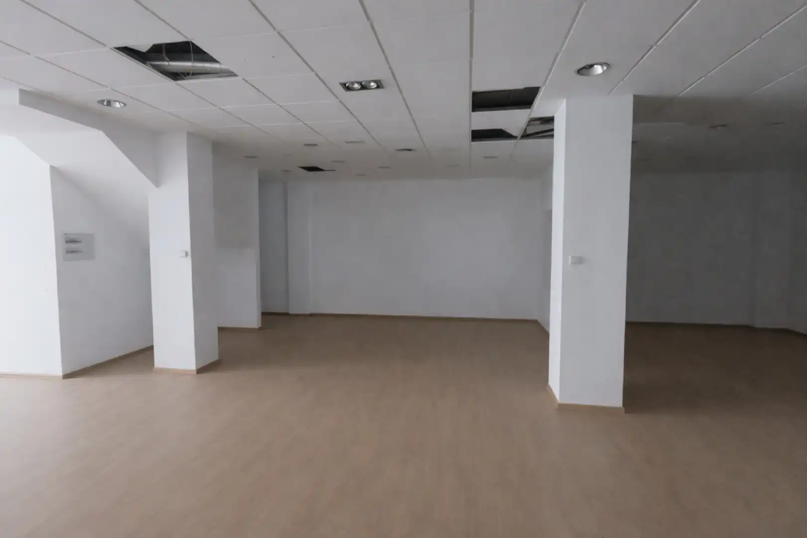 Local commercial à vendre à Villanueva de la Serena, imagen 5