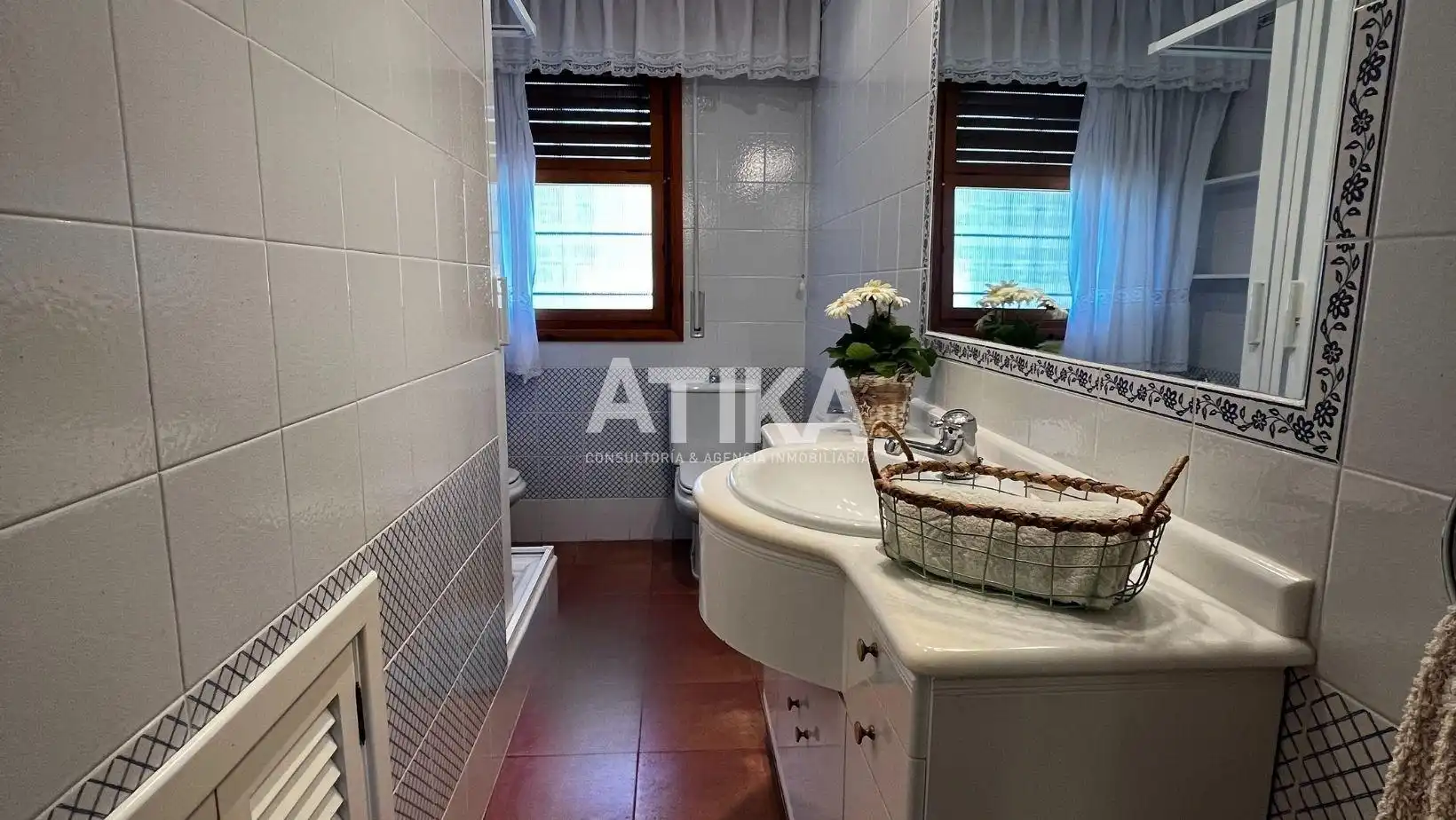 Casa o xalet en venda en Ontinyent amb Calefacció, Jardí privat i Traster