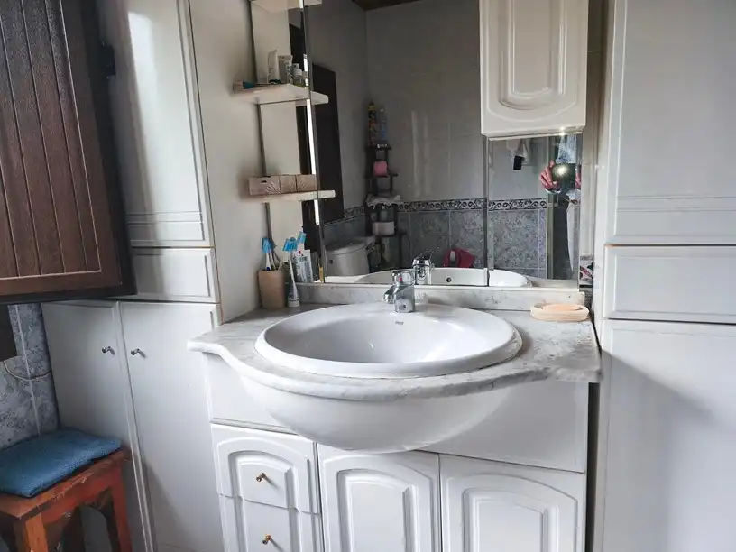 Baño de Casa o chalet en venta en Belmonte de Miranda con Amueblado