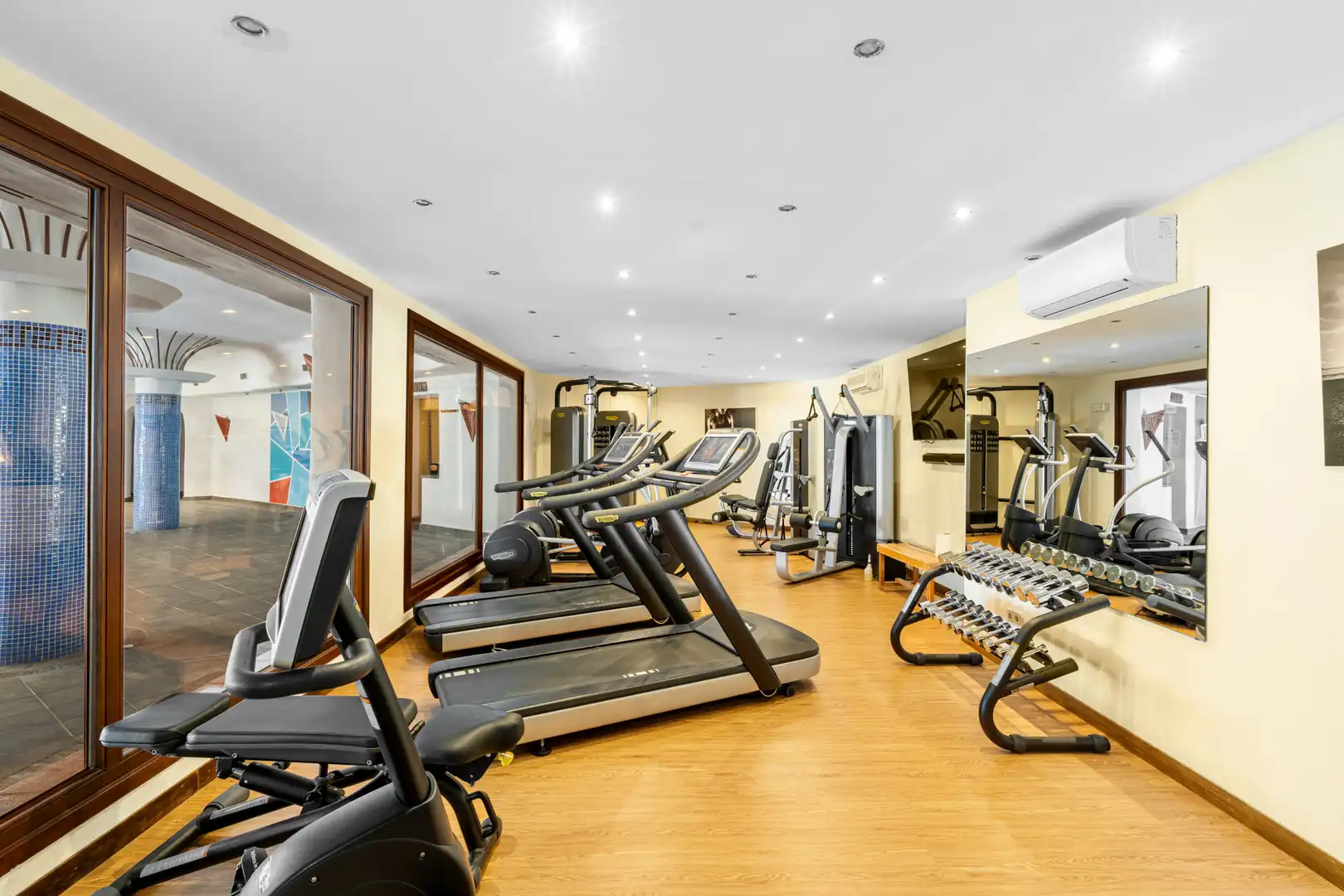 Planta baja en venta en Estepona con Aire acondicionado, Calefacción y Terraza