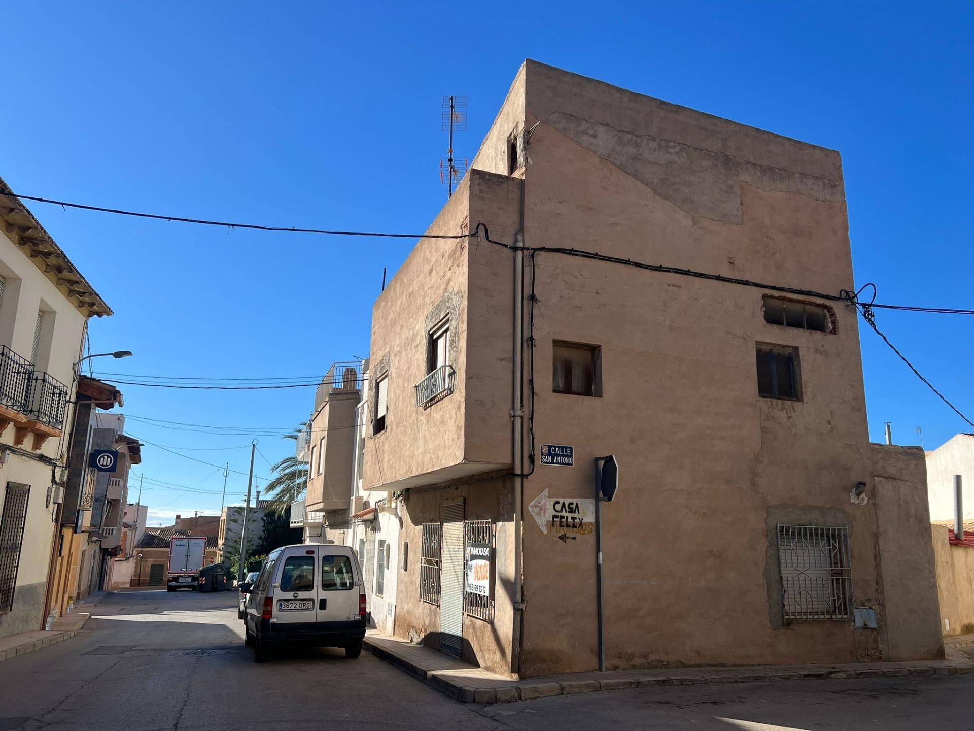 Vista exterior de Casa o xalet en venda en Abanilla amb Terrassa i Balcó