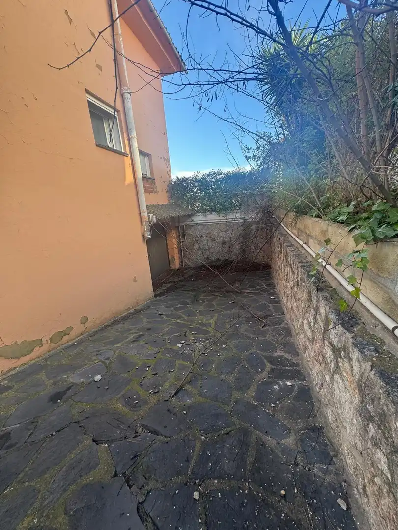 Vista exterior de Casa o chalet en venta en Santa Eulàlia de Ronçana con Jardín privado, Terraza y Piscina