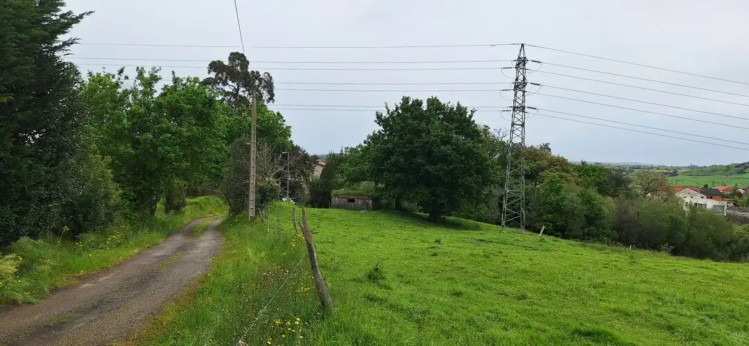Residential zum Verkauf in Medio Cudeyo