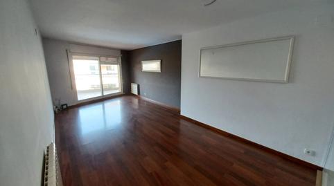 Photo 2 of Flat to rent in Carrer Bellpuig, Montjuïc, Girona Capital