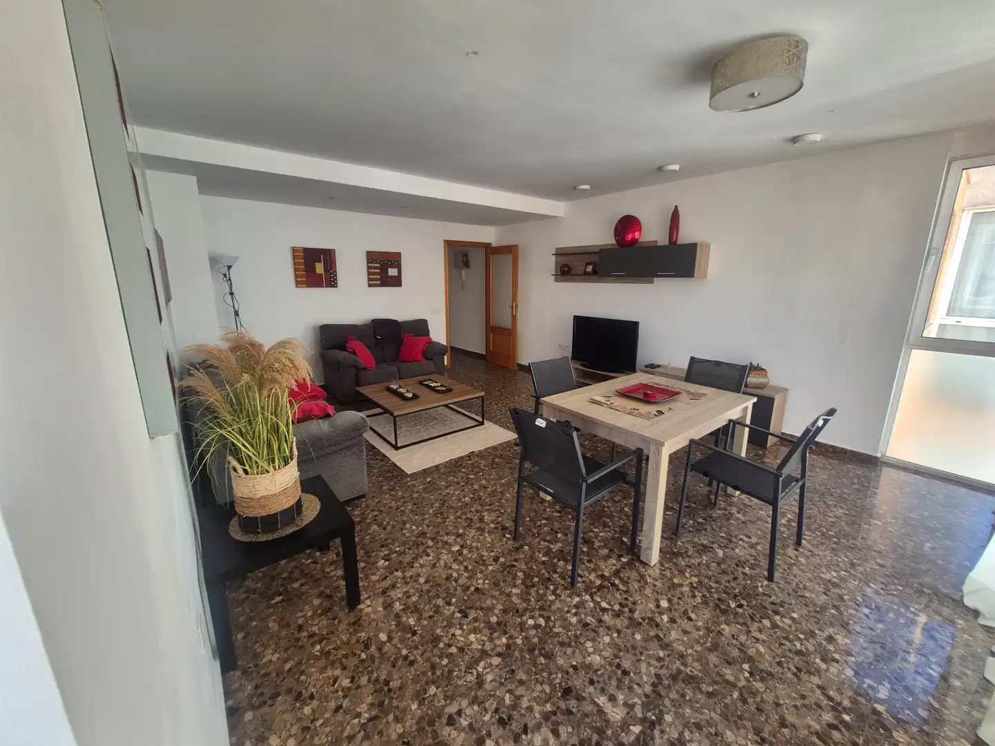 Sala d'estar de Pis de lloguer en Moncada amb Aire condicionat, Calefacció i Moblat