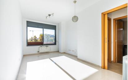 Bedroom of Flat for sale in Sabadell  with Air Conditioner and Heating