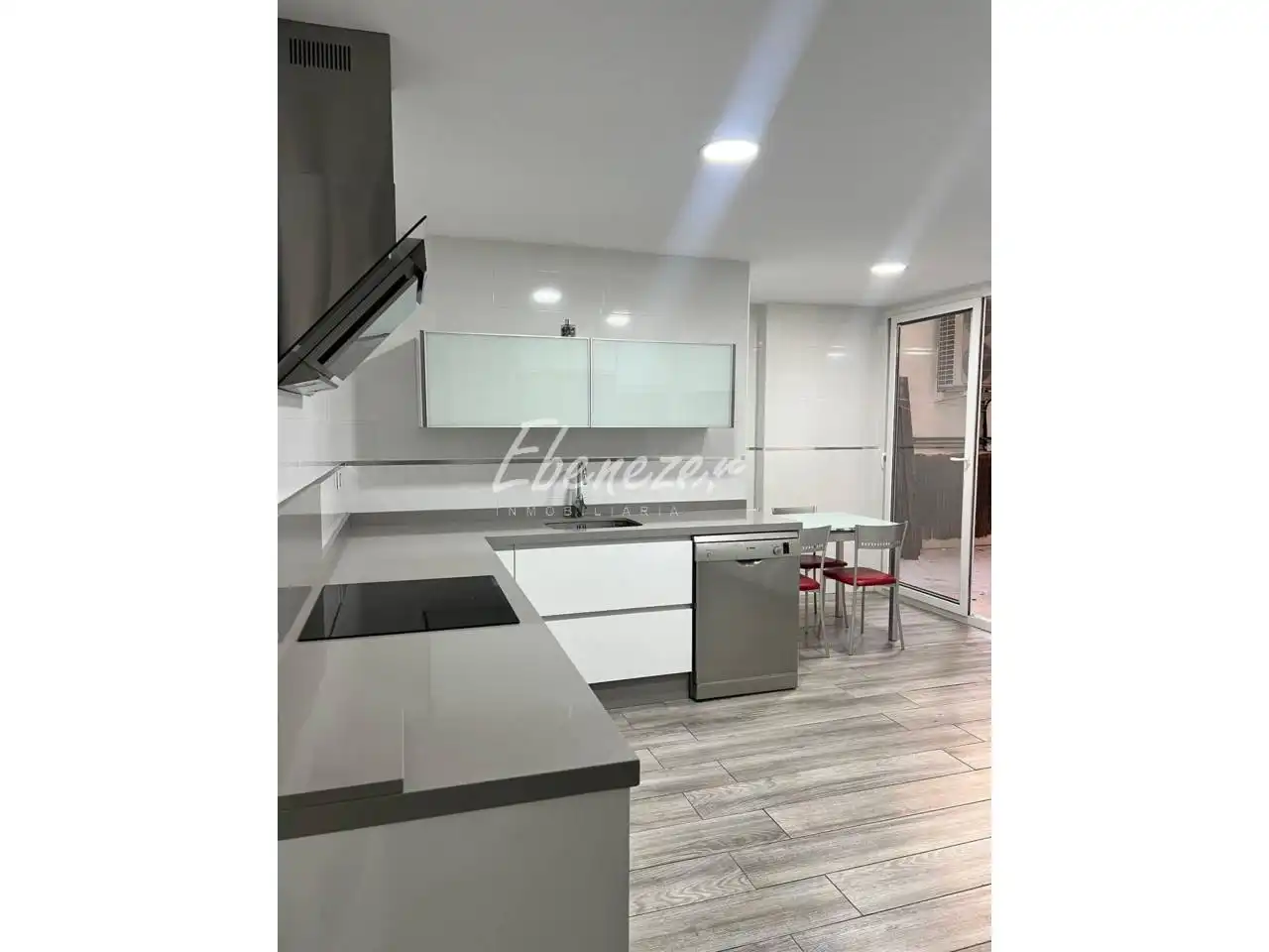 Flat with terrace for sale in Alfonso XIII, imagen 2