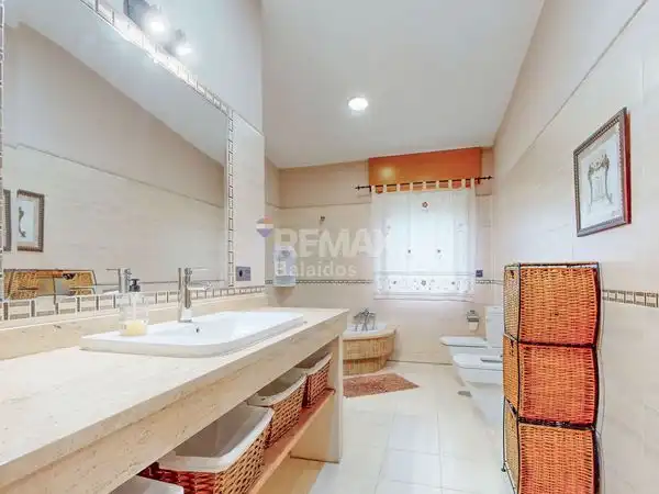 House for sale in Rua Vendanova, imagen 31