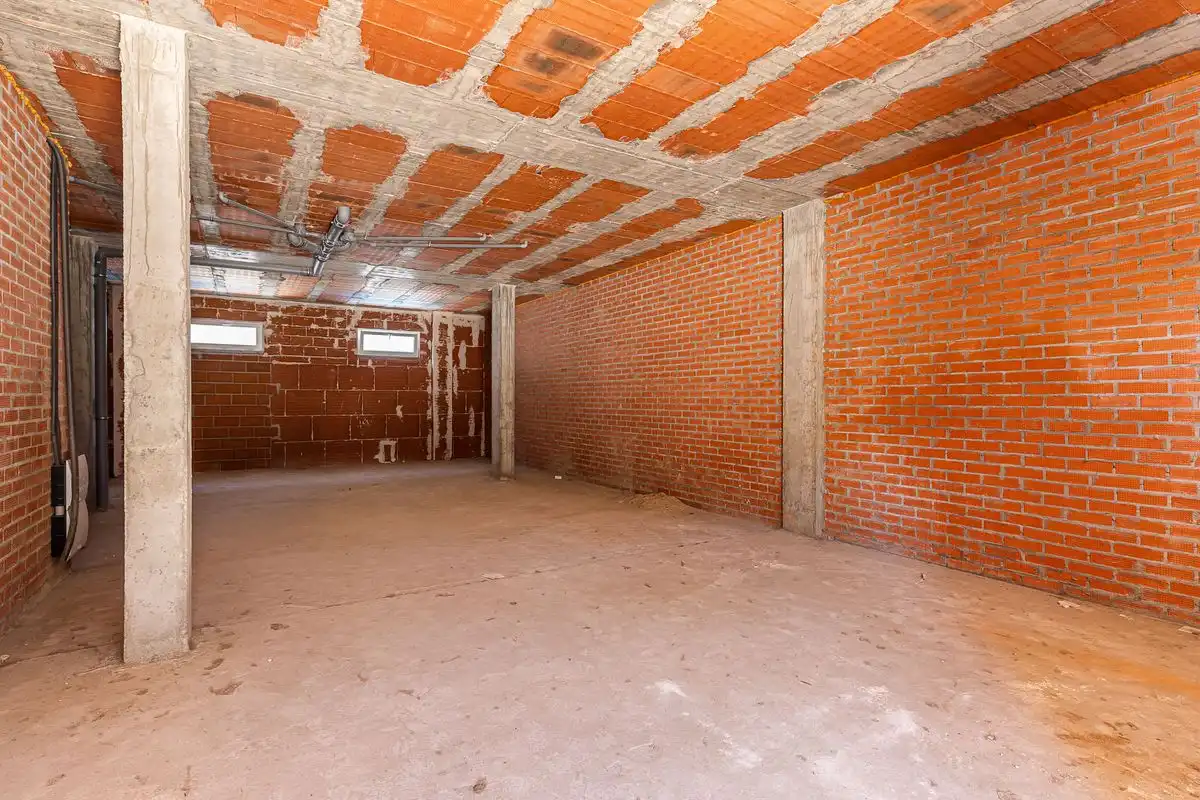 Local comercial en venta en C. de Julián Berrendero, imagen 5