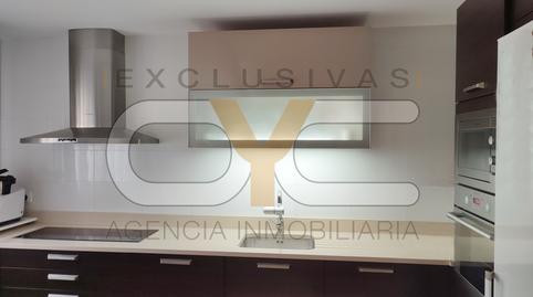 Foto 3 de Casa adosada en venda a Carranque, Toledo