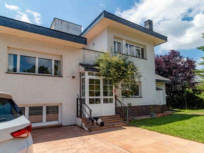 Vista exterior de Casa o xalet en venda en El Boalo - Cerceda – Mataelpino amb Terrassa