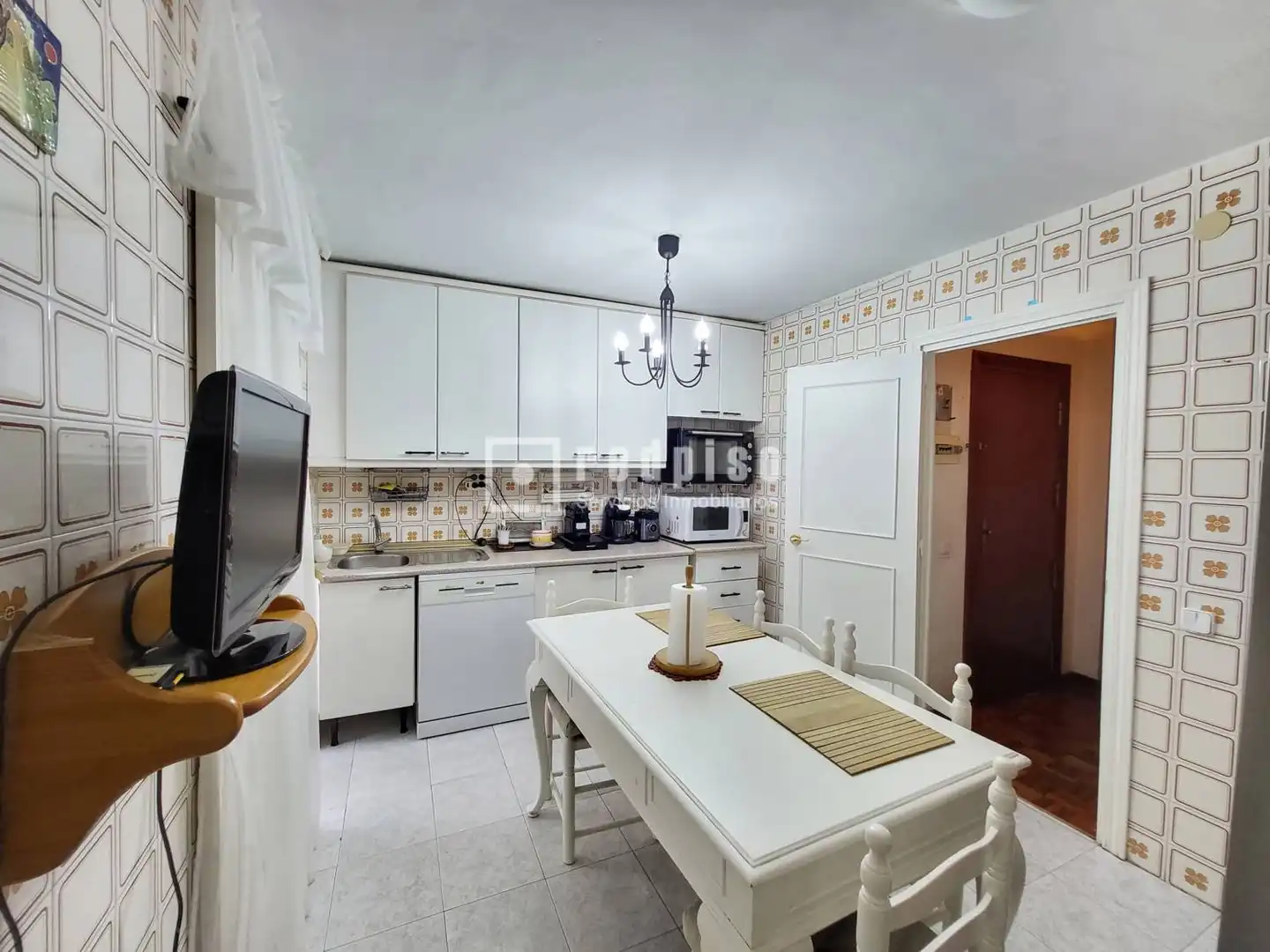 Cocina de Piso en venta en Valdemoro con Aire acondicionado, Calefacción y Jardín privado
