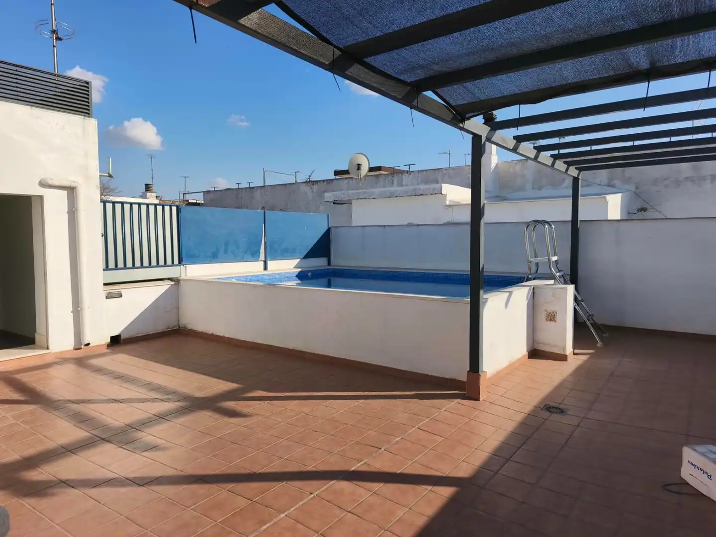 Piscina de Pis en venda en Córdoba amb Aire condicionat, Terrassa i Traster