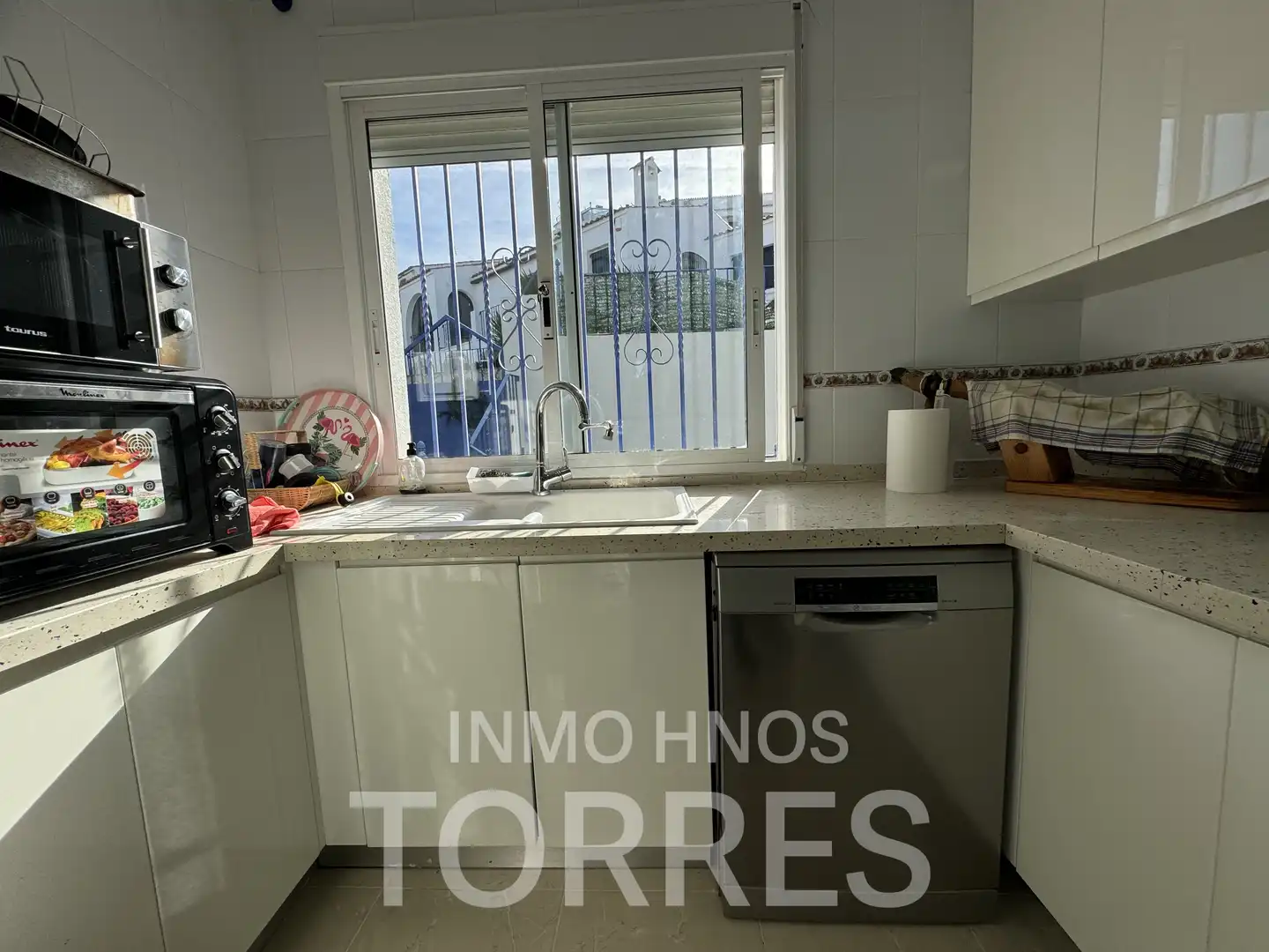 Cuina de Casa o xalet en venda en Peñíscola / Peníscola amb Aire condicionat, Jardí privat i Terrassa