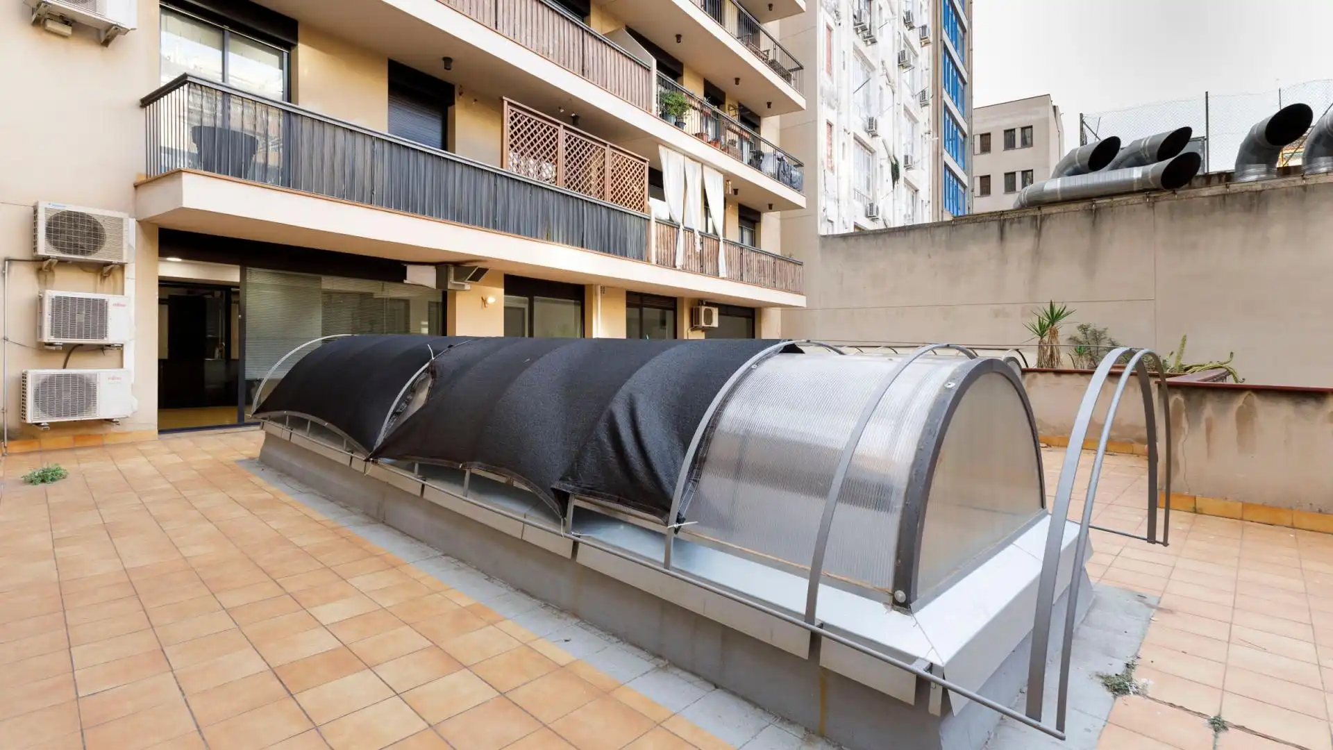 Terraza de Oficina de alquiler en Barcelona con Aire acondicionado y Terraza