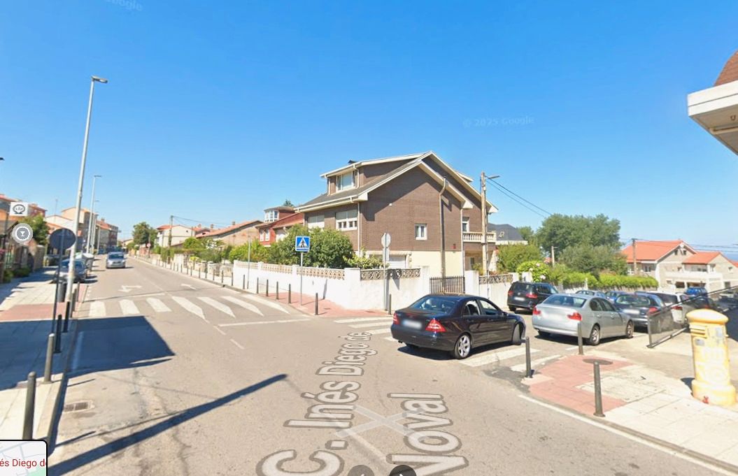 Vista exterior de Nau industrial en venda en Santander