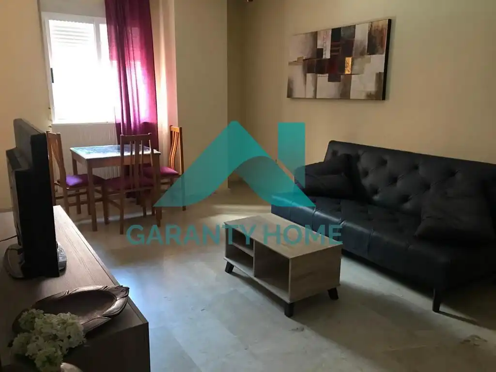 Sala de estar de Apartamento de alquiler en Cáceres Capital con Calefacción y Amueblado