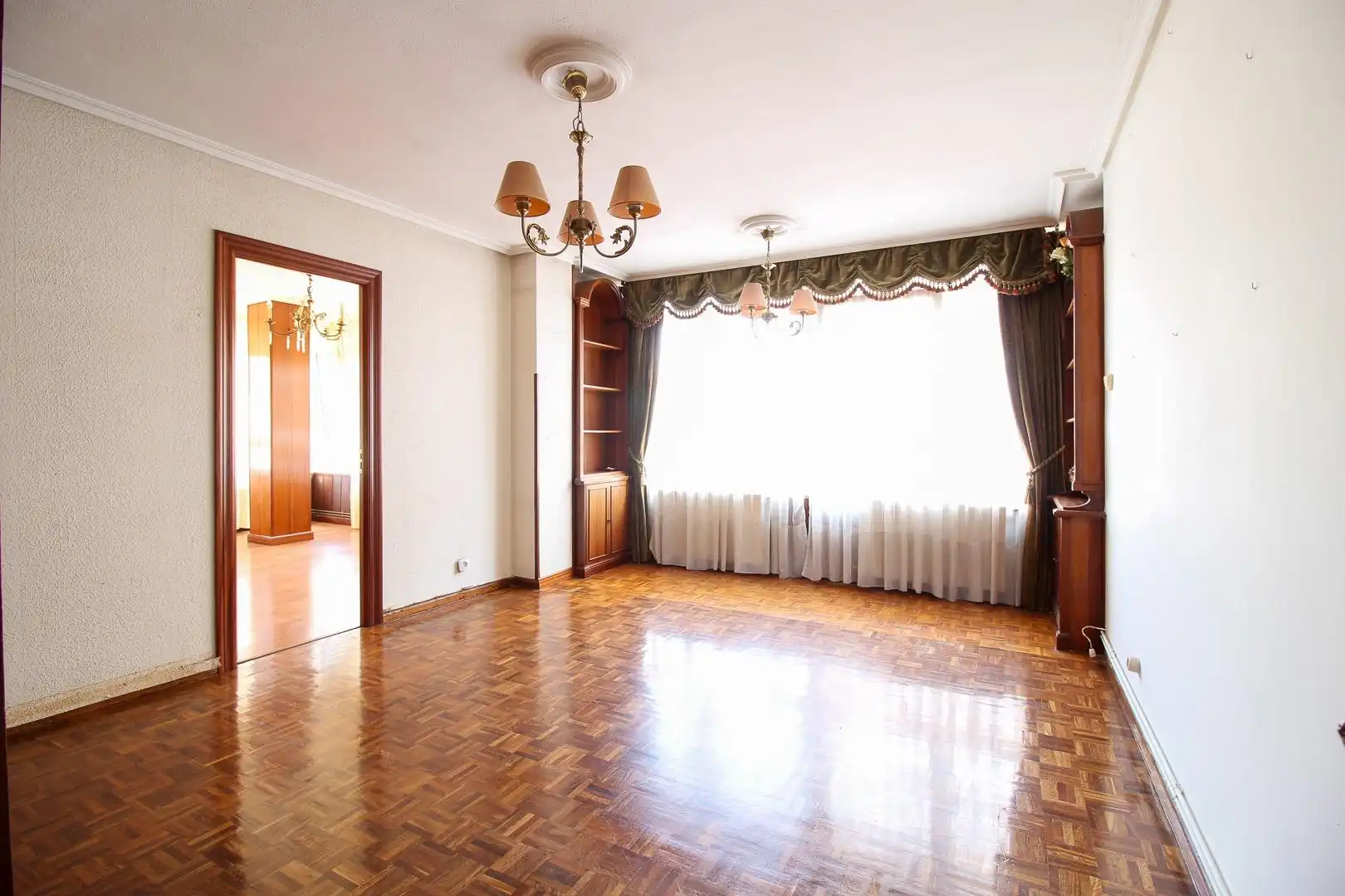 Sala de estar de Piso en venta en Santander con Calefacción y Parquet