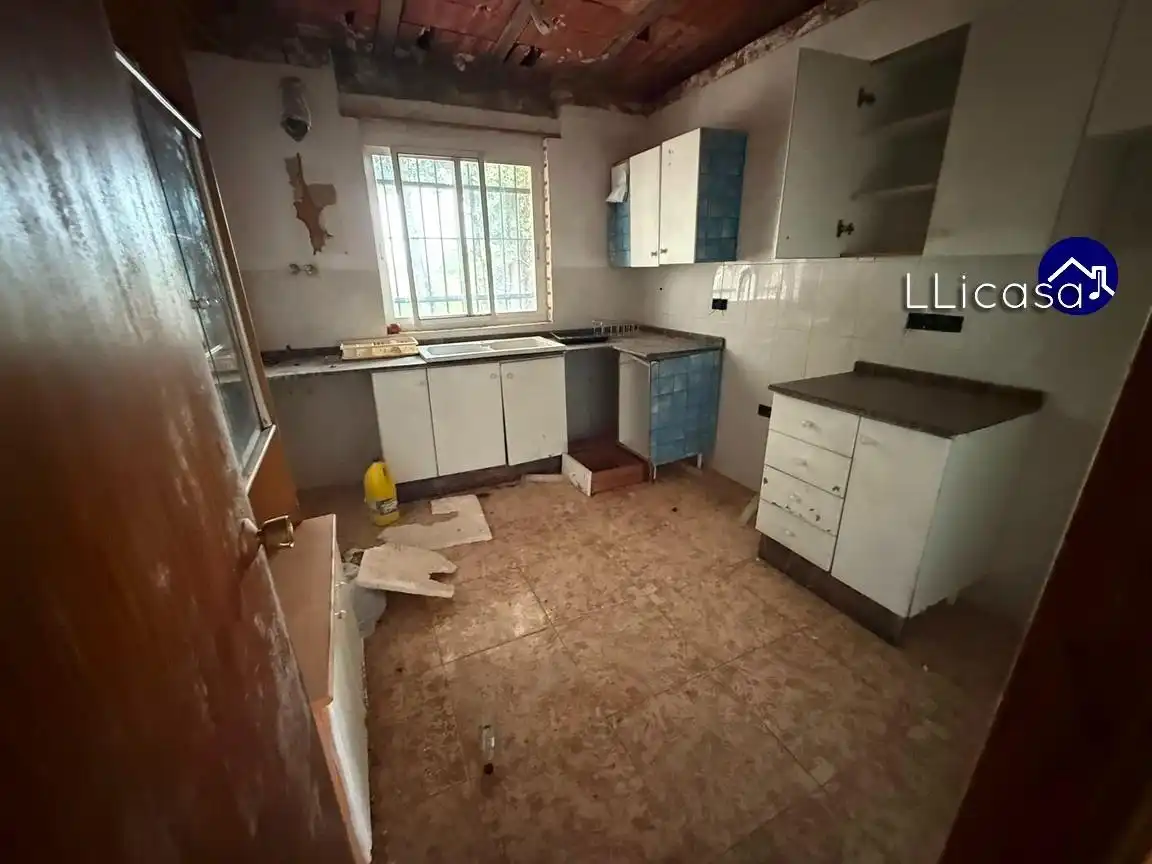 Cocina de Casa o chalet en venta en Llíria con Jardín privado, Terraza y Trastero