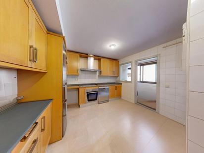 Kitchen of Flat for sale in  Sevilla Capital  with Air Conditioner and Terrace