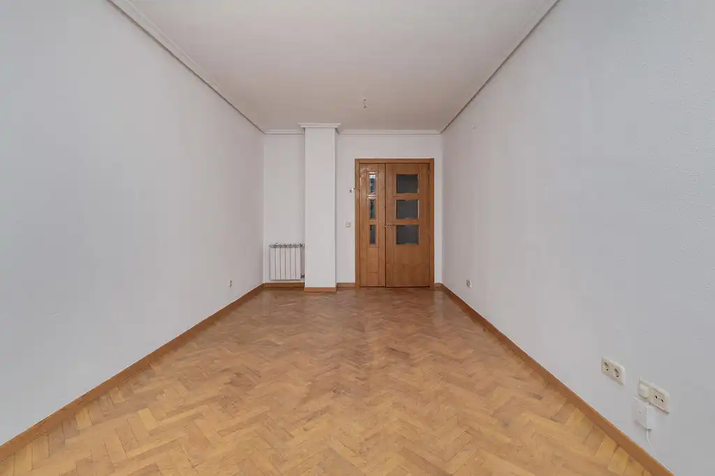 Piso en venta en Madrid con Calefacción