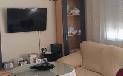 Living room of Flat for sale in  Sevilla Capital  with Air Conditioner