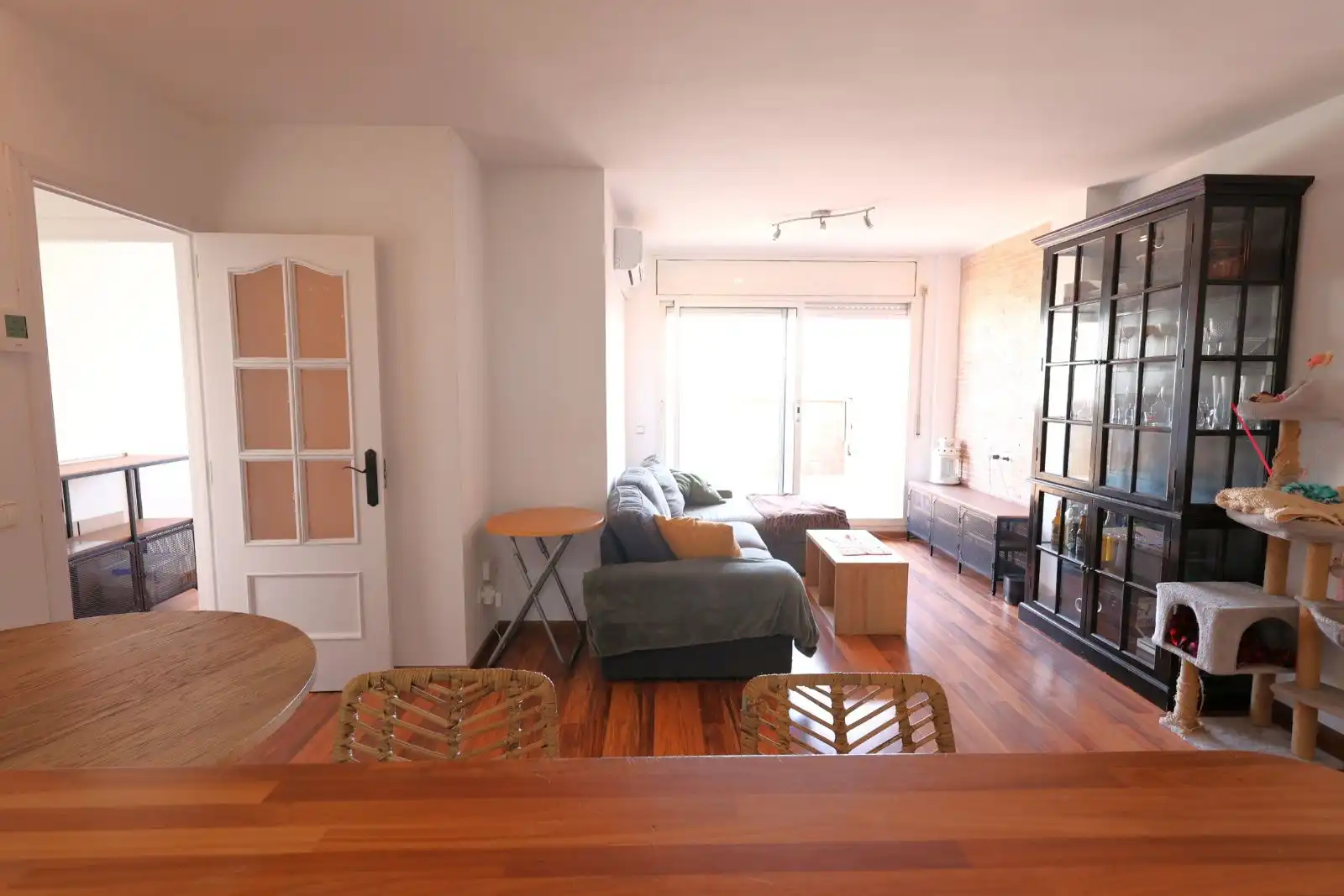 Wohnzimmer von Dachboden zum Verkauf in El Vendrell mit Klimaanlage, Heizung und Terrasse
