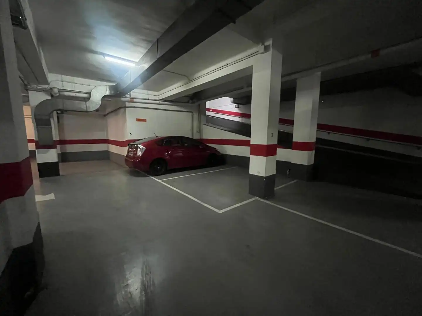 Parkplatz von Garage zum Verkauf in Zaragoza