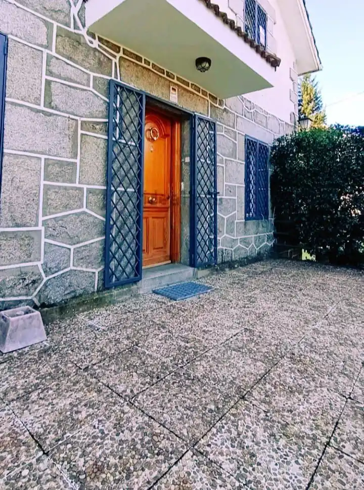 Exterior view of Houses for sale in Collado Mediano  with Heating and Private garden