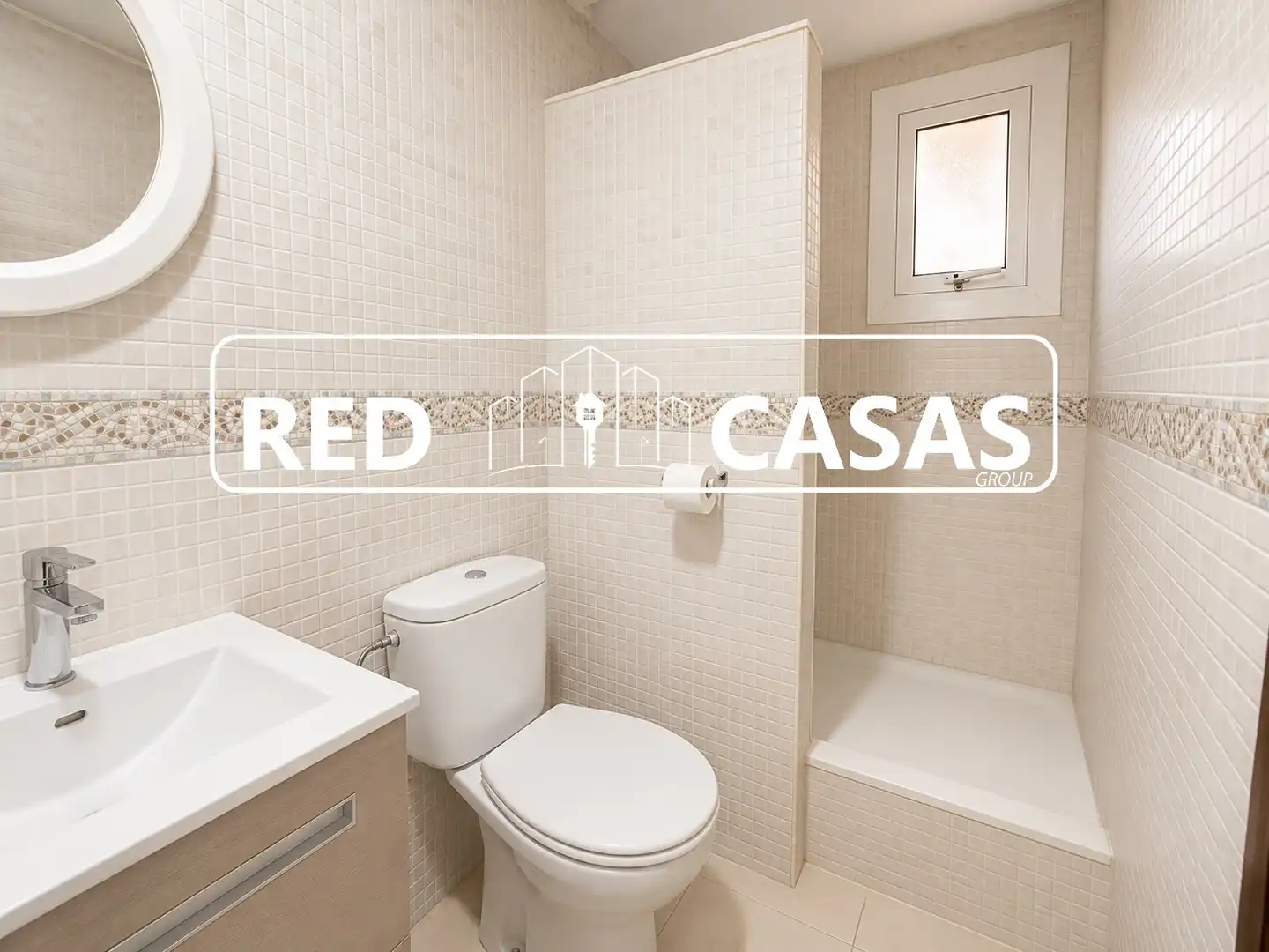 Baño de Piso en venta en L'Hospitalet de Llobregat con Balcón