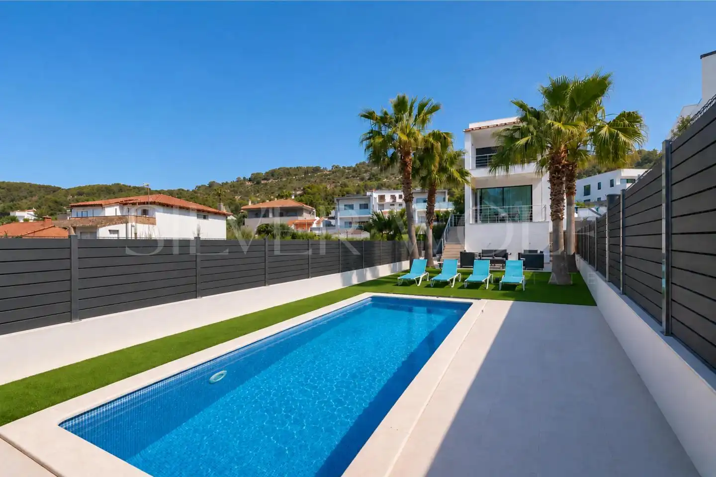 Piscina de Casa o xalet en venda en Sant Pere de Ribes amb Aire condicionat, Jardí privat i Traster