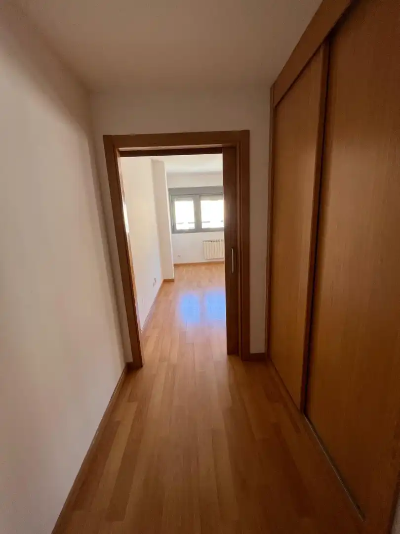 Piso con ascensor en venta en Avenida de Londres 9, imagen 3