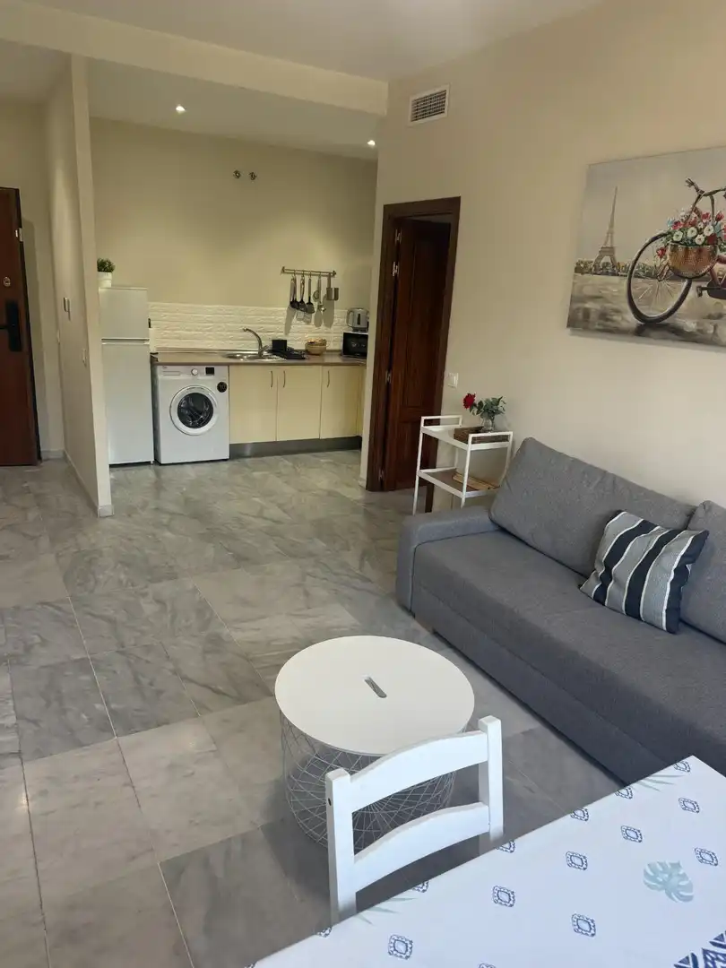 Sala d'estar de Pis en venda en Bormujos amb Aire condicionat i Piscina comunitària