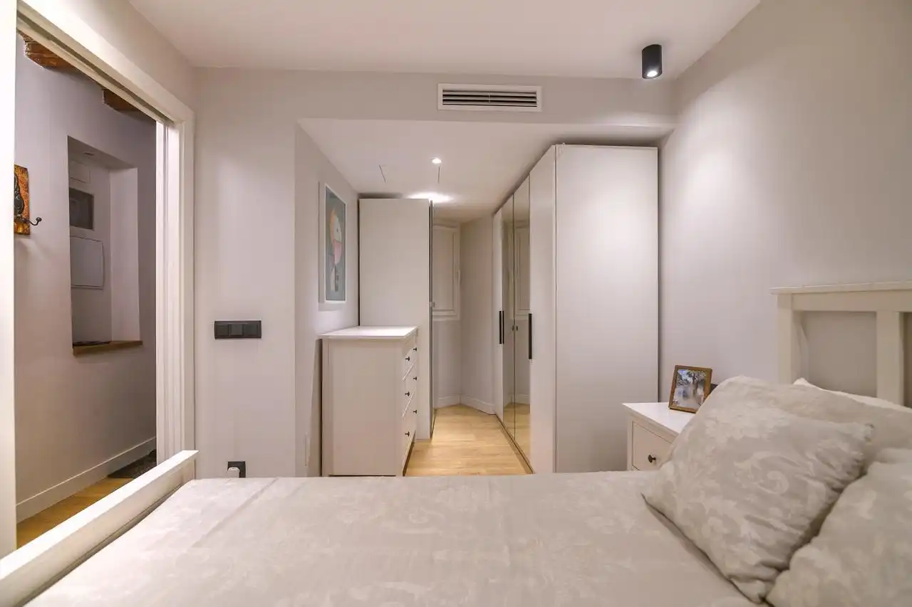 Piso con terraza en venta en Calle del Portal Nou, imagen 6