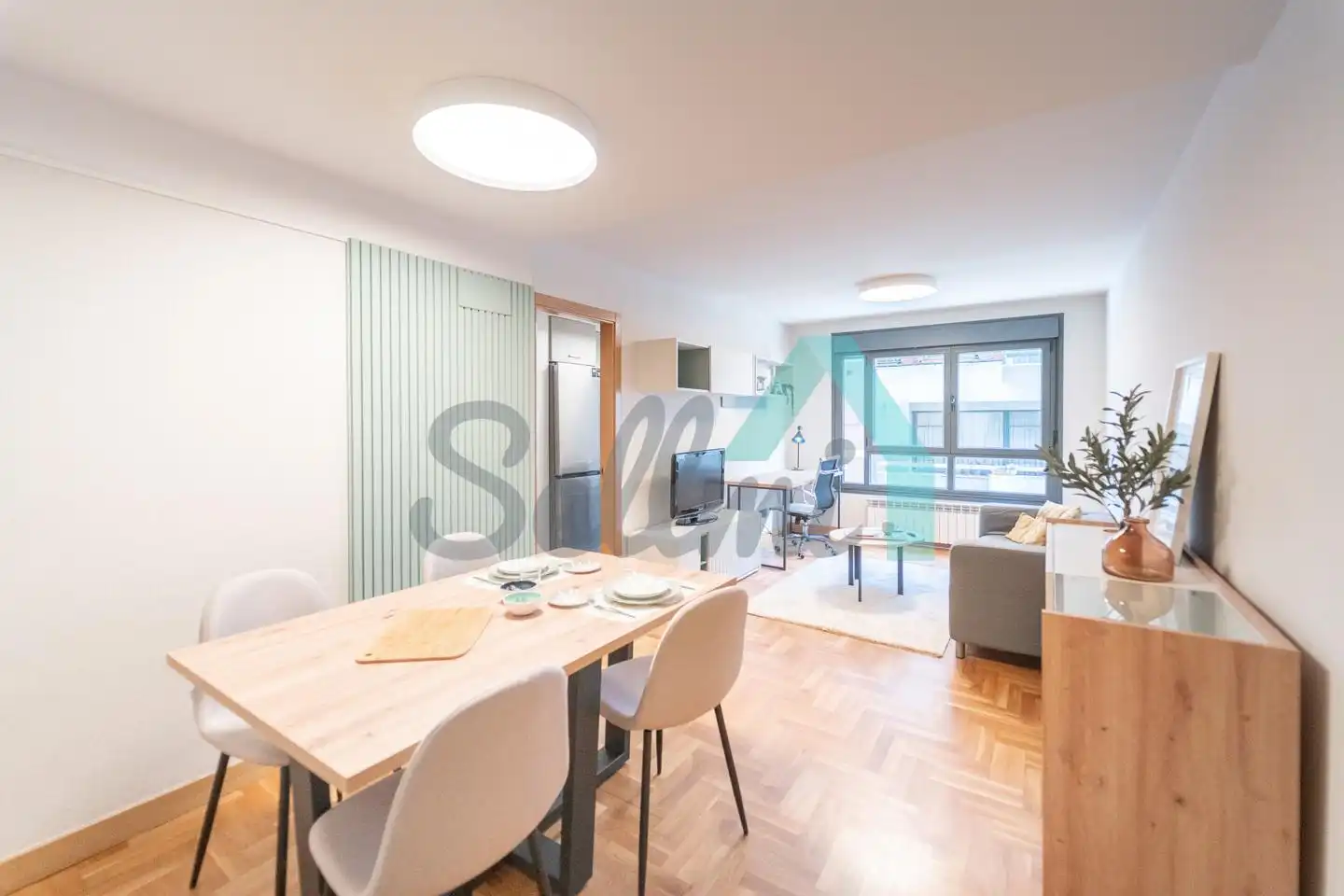 Living room of Flat for rent in Oviedo   with Heating, Parquet flooring and Furnished