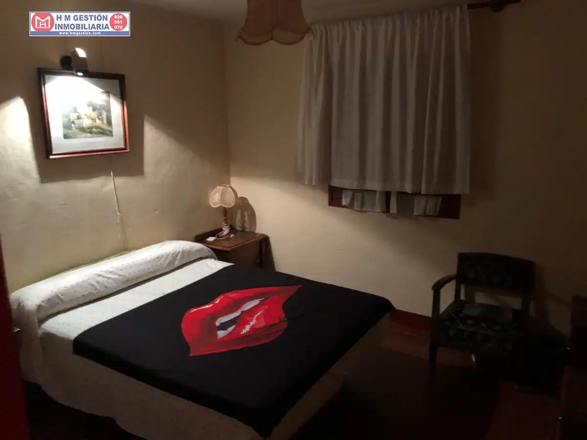 Dormitori de Casa o xalet en venda en Alcázar de San Juan amb Terrassa