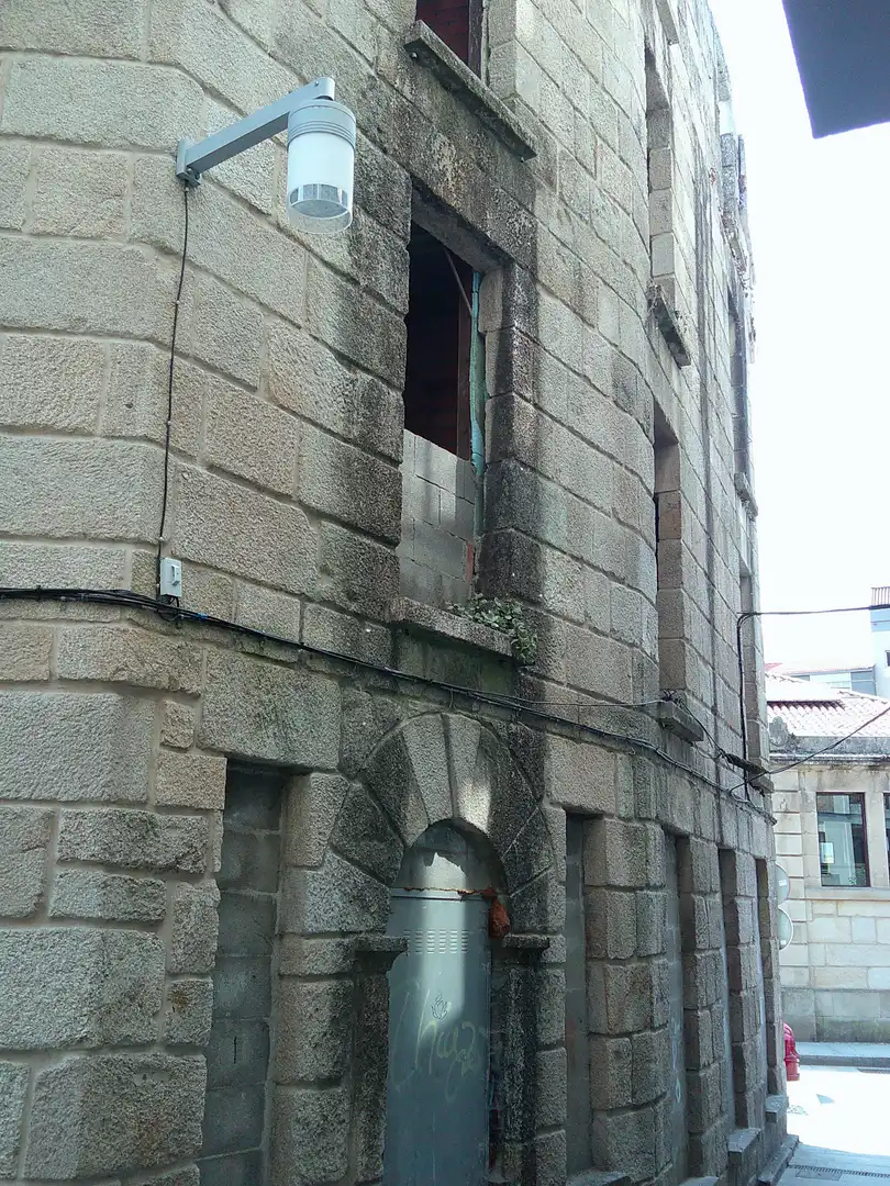 Vista exterior de Edificio en venta en Marín