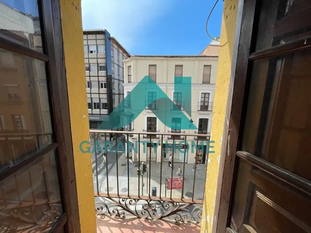 Immobles singulars amb ascensor en venda a Casco Antiguo, imagen 51