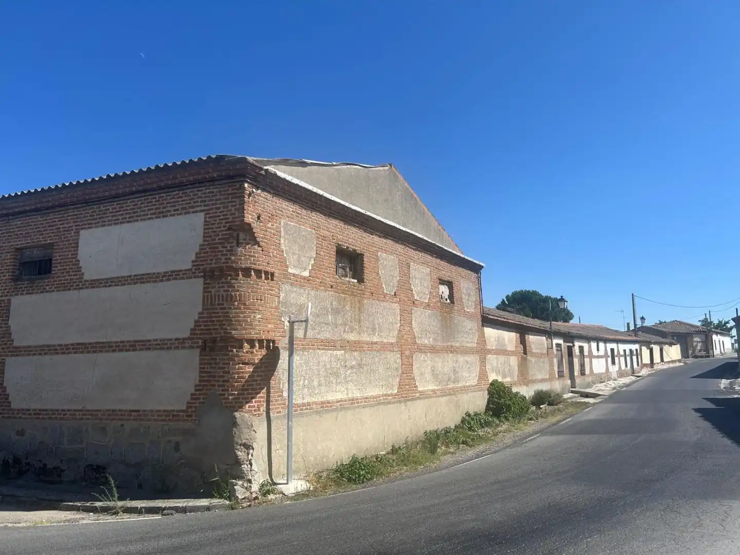 Exterior view of Storage room for sale in Crespos, Ávila