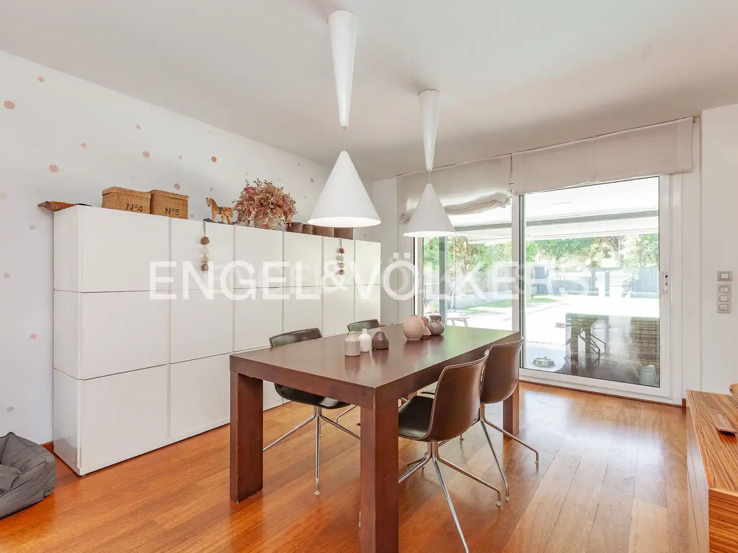 Dining room of Houses for sale in Sant Cugat del Vallès  with Air Conditioner, Heating and Private garden